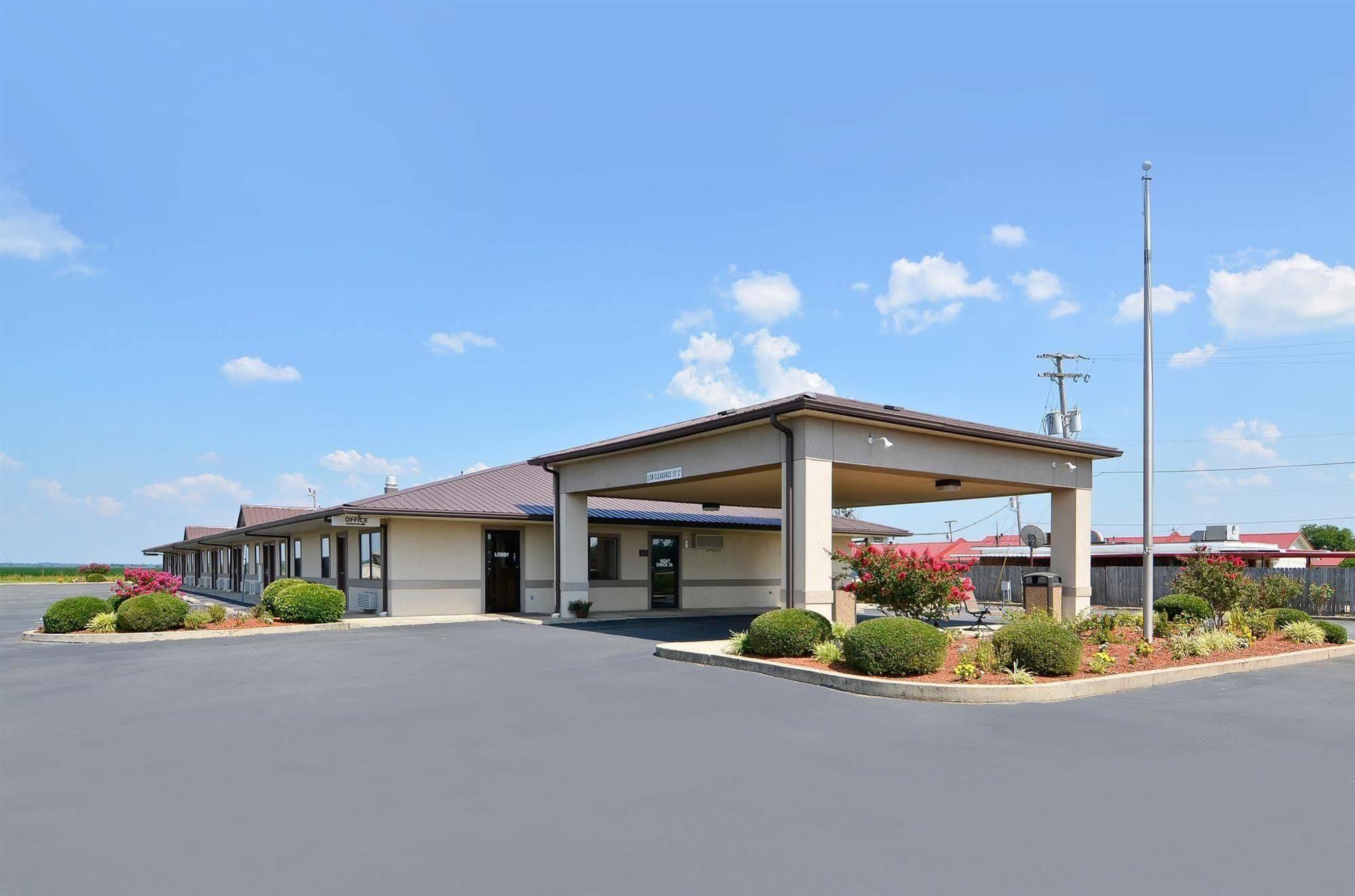 Super 8 By Wyndham Mcgehee Hotel Kültér fotó
