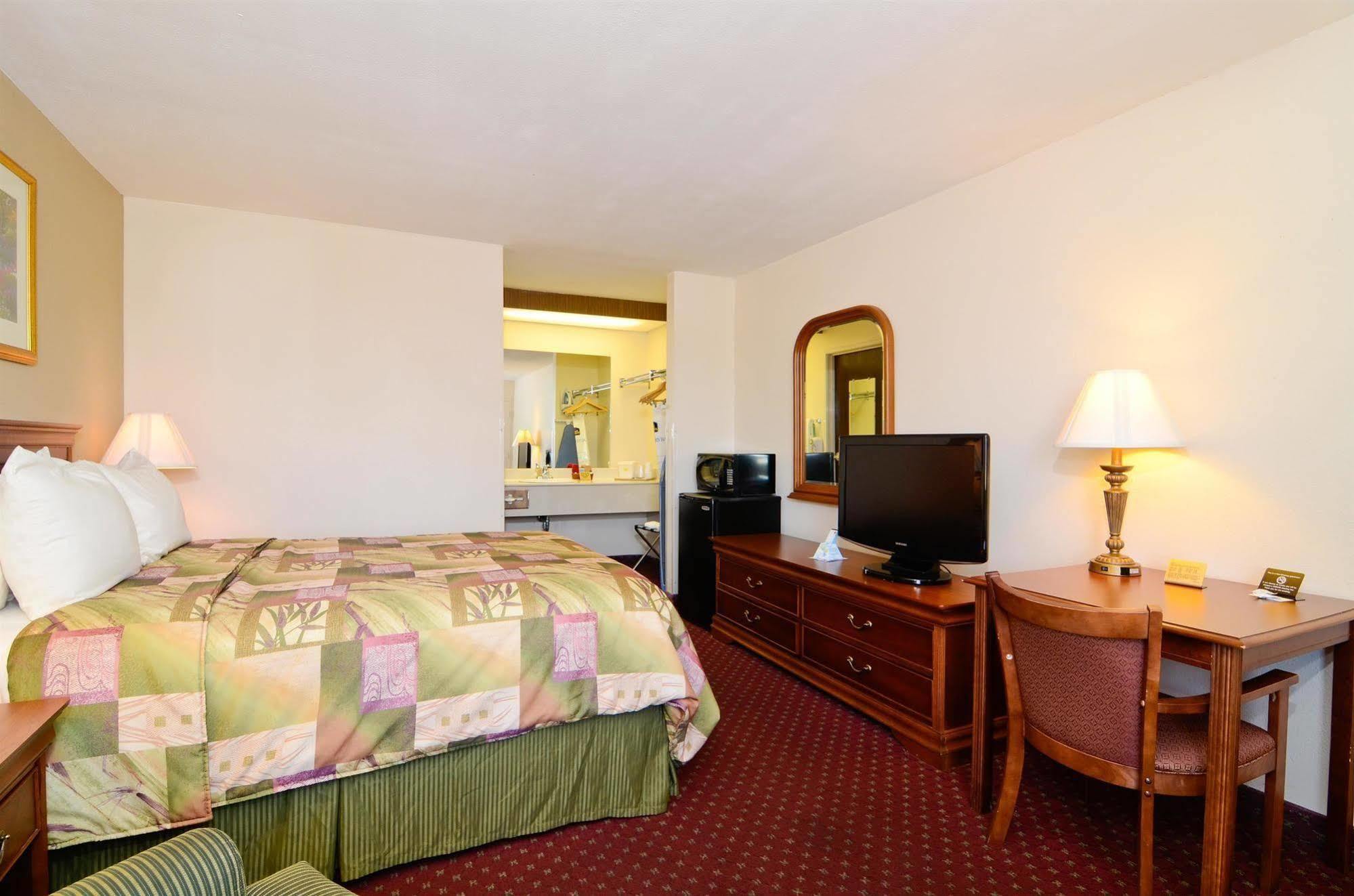 Super 8 By Wyndham Mcgehee Hotel Szoba fotó