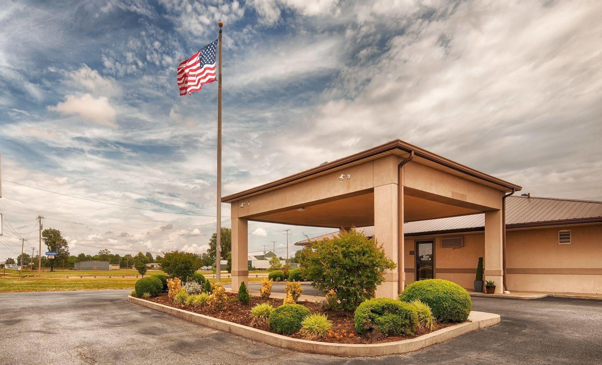 Super 8 By Wyndham Mcgehee Hotel Kültér fotó